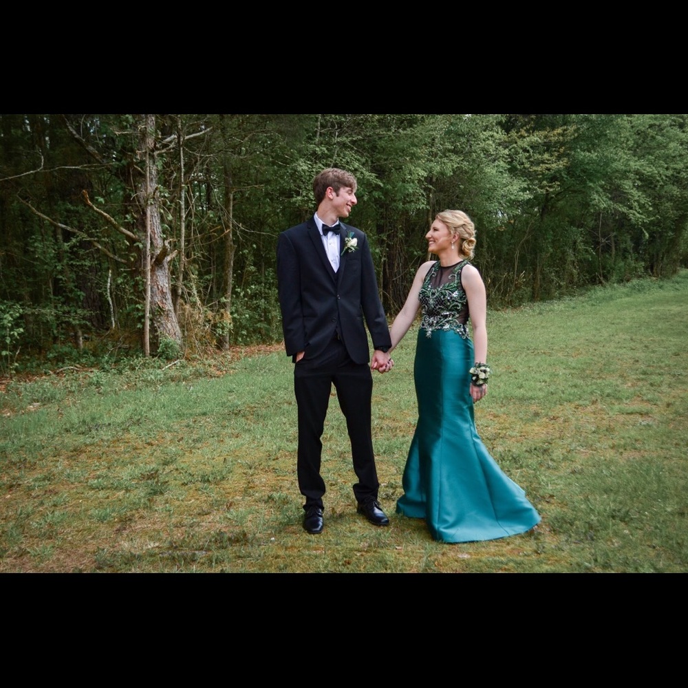 Prom Dress - Picture 2 of 3